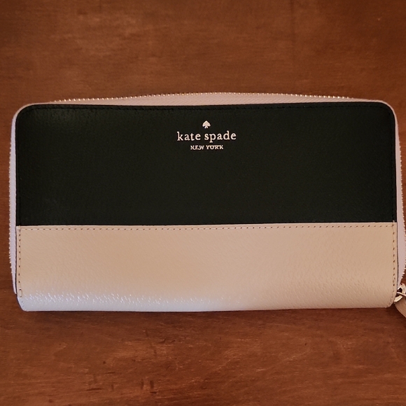 kate spade Handbags - Kate Spade NWT Black and Tan Zip Wallet